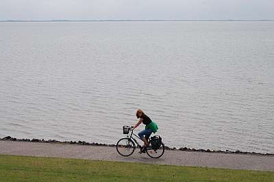 Radeln mit Blick auf die Nordsee